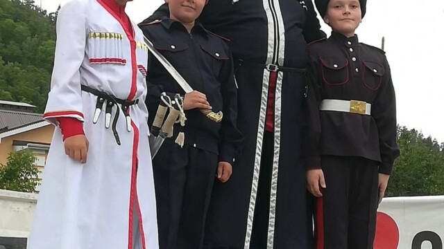 казак и казачата